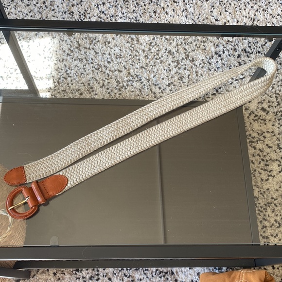 Vintage braided rope belt with leather and brass accents - Picture 2 of 4